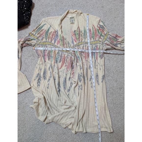 Bohemian Feather Cardigan - Picture 2 of 6